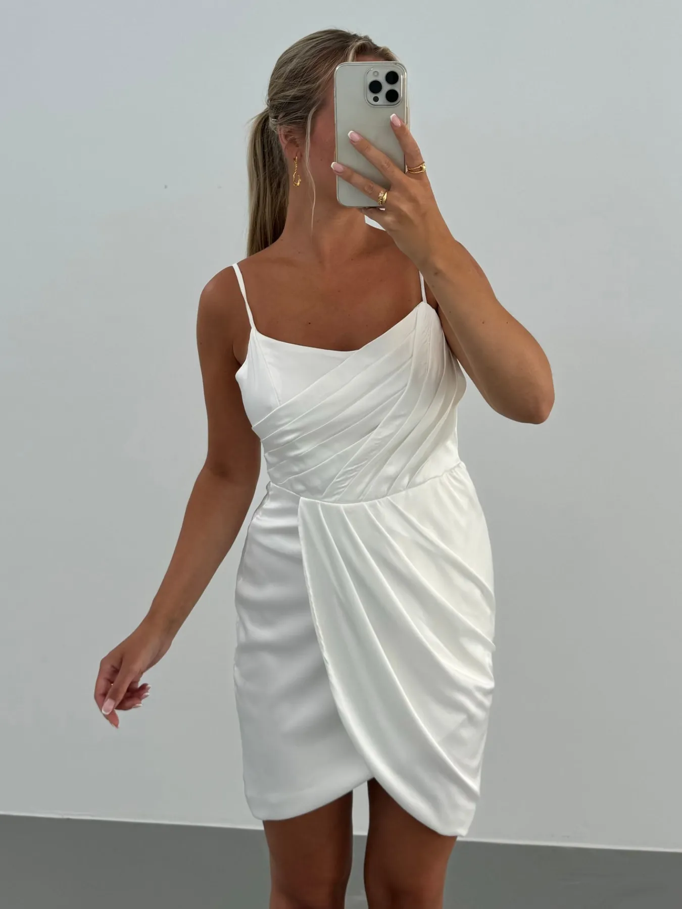 Astrid Frank Korte Kjoler|Agnes kjole