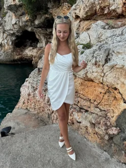 Astrid Frank Korte Kjoler|Agnes kjole