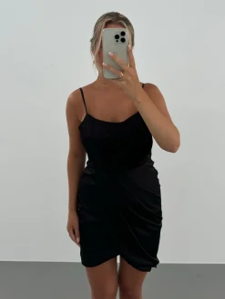 Astrid Frank Korte Kjoler|Agnes kjole