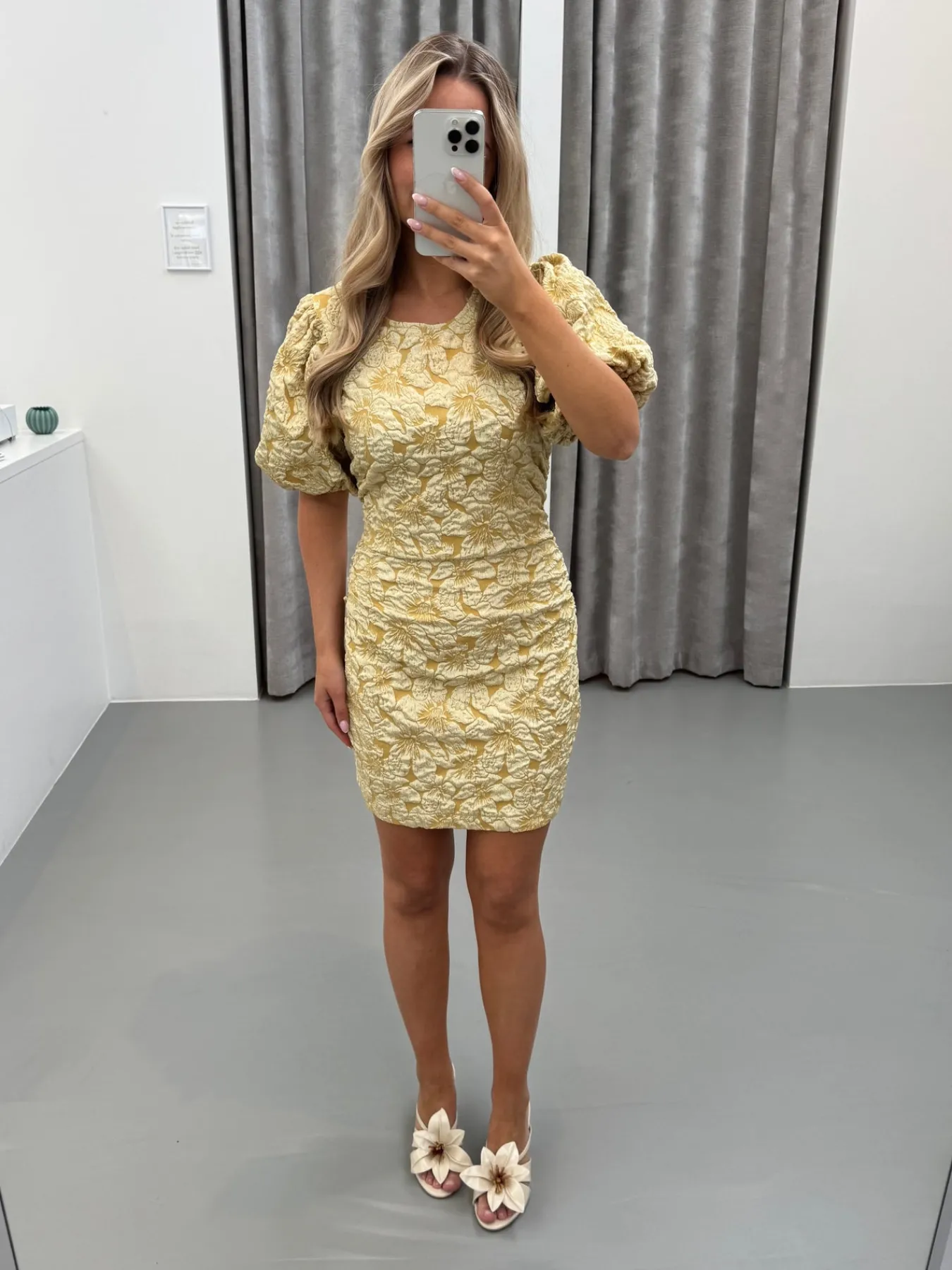 Astrid Frank Korte Kjoler|Caroline kjole