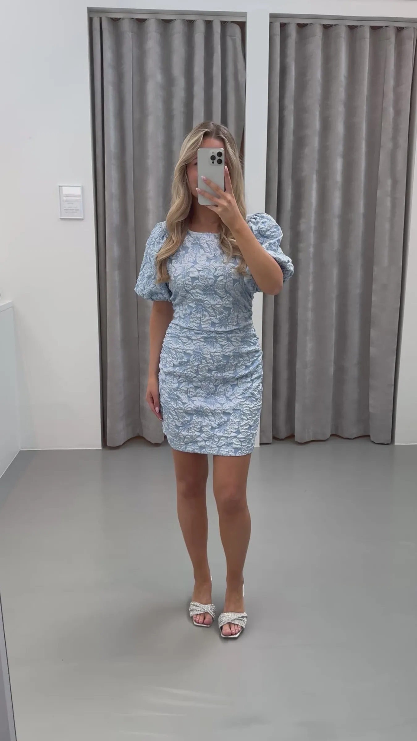 Astrid Frank Korte Kjoler|Caroline kjole