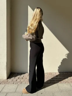 Astrid Frank Strik|Elina striktrøje