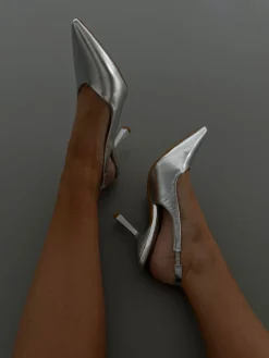 Astrid Frank Stiletter|Emilie stiletter