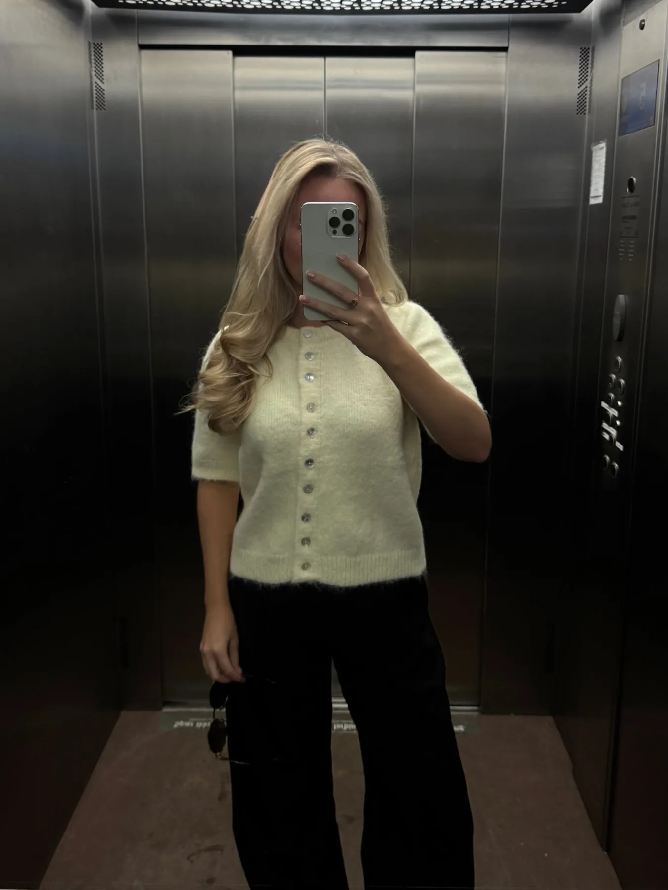 Astrid Frank T-Shirts|Cardigan|Freja cardigan