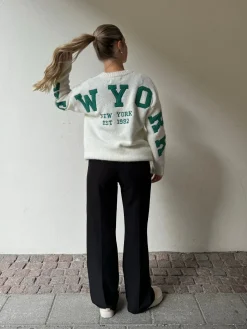 Astrid Frank Strik|Gry striktrøje