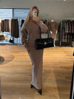 Astrid Frank Lange Kjoler|Jenny strikkjole