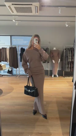 Astrid Frank Lange Kjoler|Jenny strikkjole