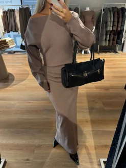 Astrid Frank Lange Kjoler|Jenny strikkjole