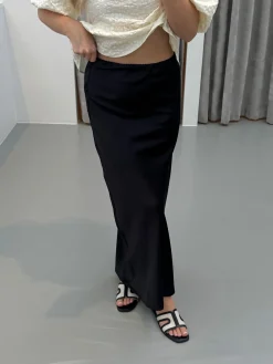 Astrid Frank Nederdele|Josefina nederdel