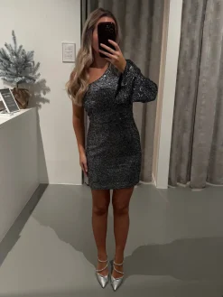 Astrid Frank Korte Kjoler|Lærke glimmerkjole