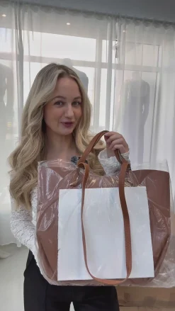 Astrid Frank Tasker|Luciana taske