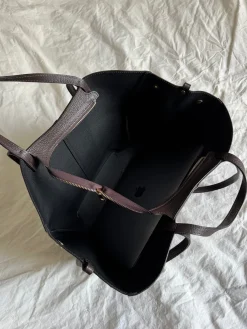 Astrid Frank Tasker|Luciana taske