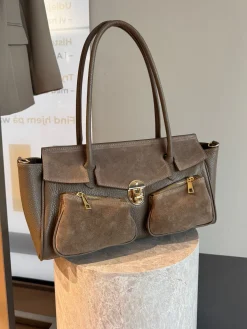 Astrid Frank Tasker|Natalia taske