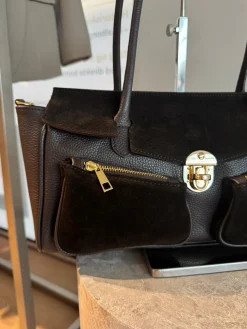 Astrid Frank Tasker|Natalia taske