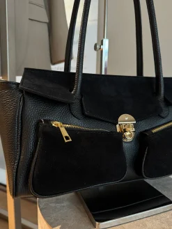 Astrid Frank Tasker|Natalia taske