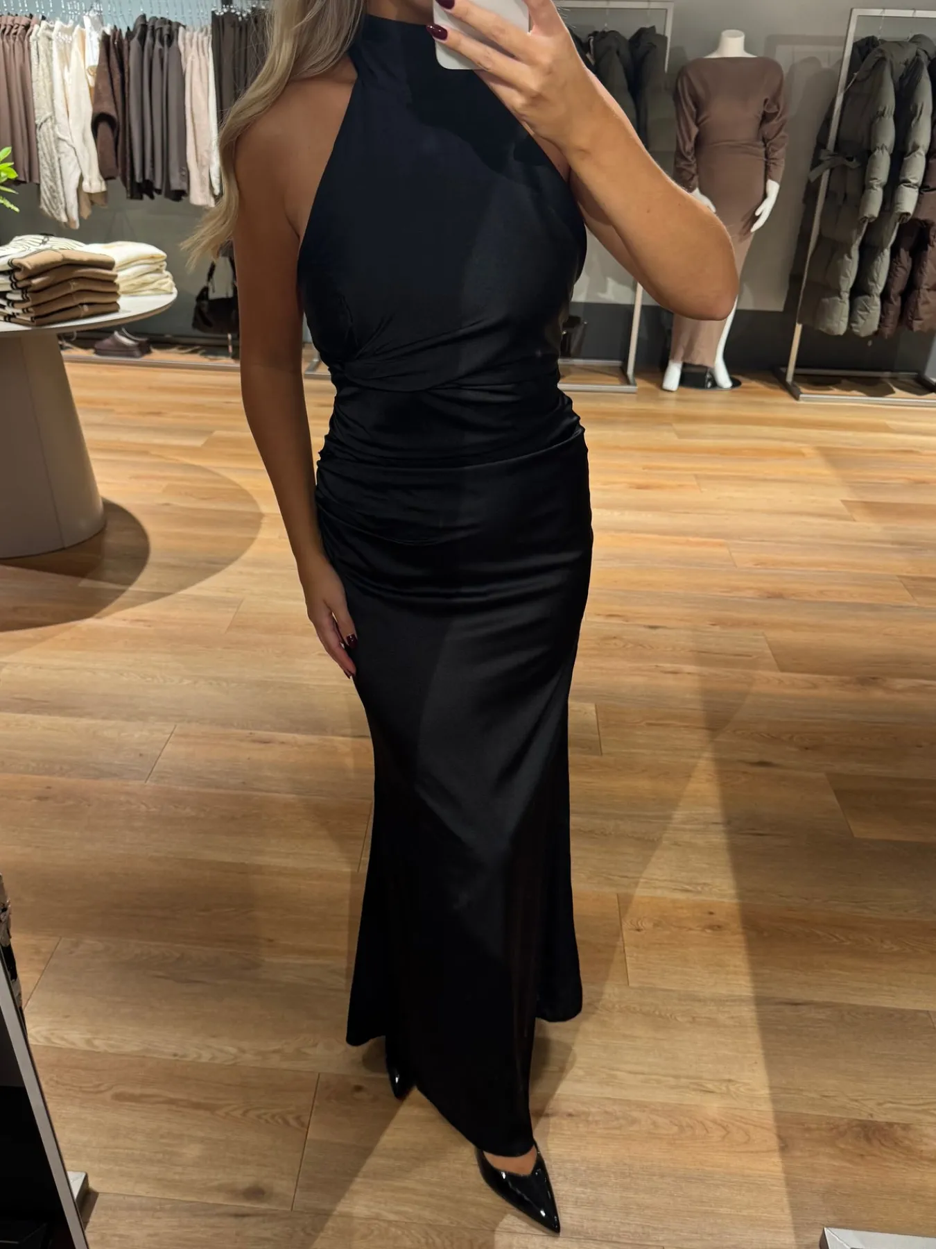 Astrid Frank Lange Kjoler|Stephanie kjole