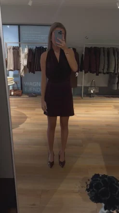 Astrid Frank Korte Kjoler|Yasmin kjole